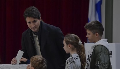 Canada: Justin Trudeau obtient un deuxième mandat mais sans majorité