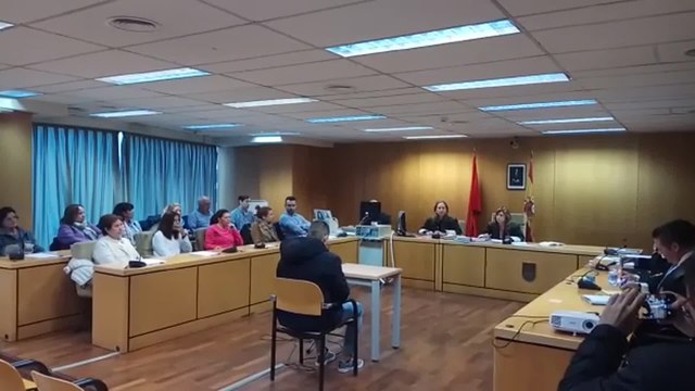 Juzgan al hombre que arrojó a otro a las vías del metro causándole la muerte