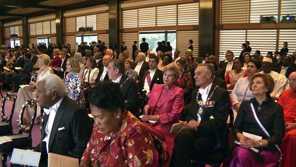 El nuevo emperador de Japón proclama formalmente su entronización
