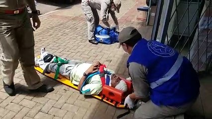 Homem de 53 anos sofre queda de bicicleta e fica ferido