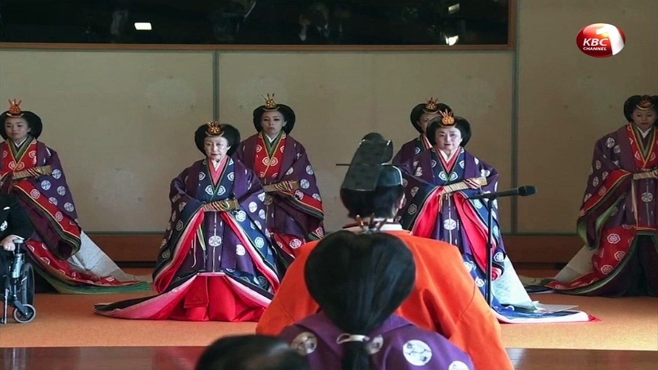 Japan’s new Emperor Naruhito enthroned in an elaborate ceremony