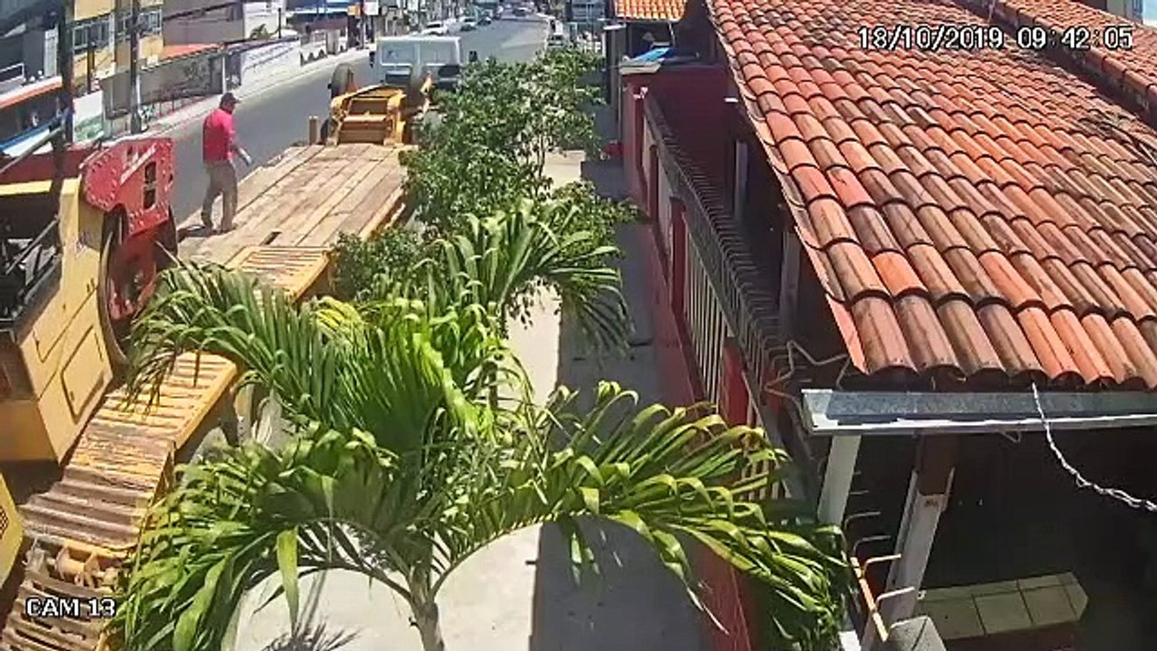 Steam Roller Goes Sideways