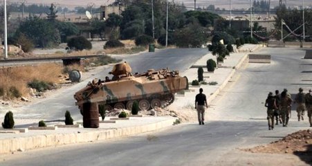 Tải video: Son dakika: Ateşkesin bitmesine saatler kala terör örgütü YPG'den açıklama: Tamamen çekildik