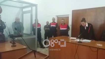 Ora News - Qëlluan me armë drejt lavazhit në Berat, lihen në burg 3 autorët