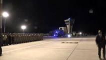 Teröristlerin roketli saldırısında şehit olan asker için tören