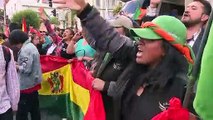 Morales and Mesa supporters clash in Bolivian capital