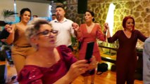 Τovoion Tv  Ο Γάμος του Μιχάλη και της Αναστασίας στην Αθήνα -Χορεύοντας Κρητικά