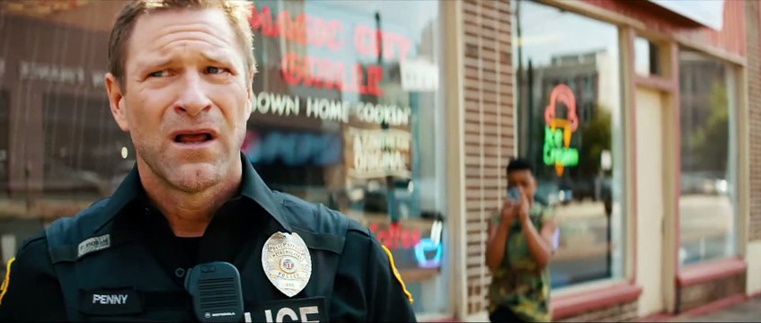 Line Of Duty Movie - Aaron Eckhart, Courtney Eaton, Giancarlo Esposito