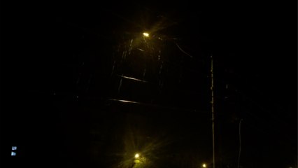 الأمطار والبرق والرعد تضرب شوارع مطروح