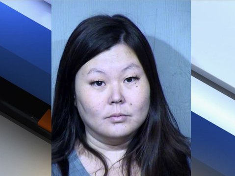 PHX PD: Woman uses fake cashier's checks to buy over $18,000 in gold - ABC15 Crime