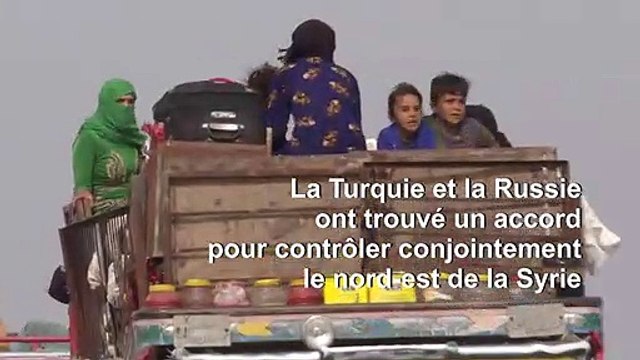 À la frontière turque, des familles kurdes et arabes syriennes contraintes de fuir