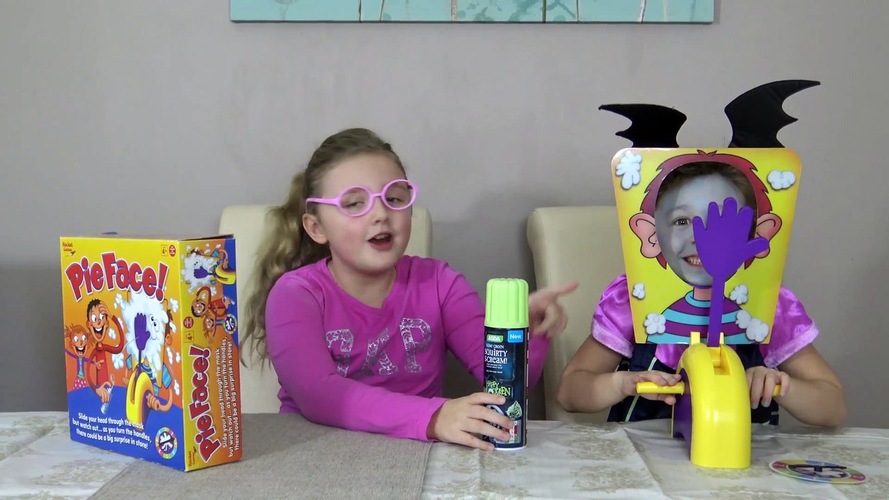 Disney Vampirina   - Divertido Jogo Torta na cara