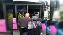 İstanbul’da otobüs şoförü ile yolcu birbirine girdi...O anlar kamerada