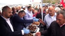 Üsküdar Marmaray istasyonunda pestilli kemençeli tanıtım