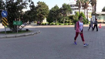 "Karnı burnunda" maratona hazırlanıyor