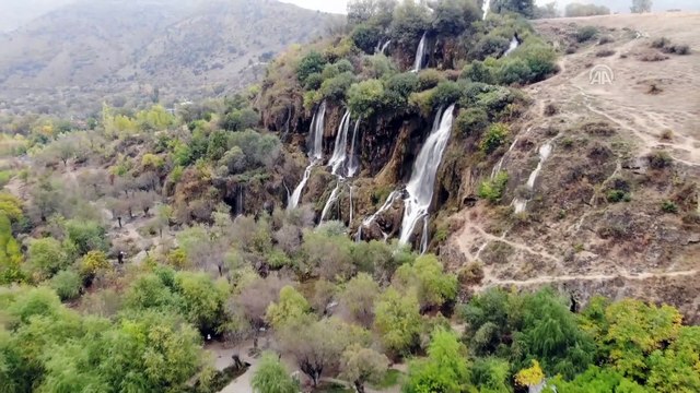 Girlevik Şelalesi'nde sonbahar güzelliği - ERZİNCAN