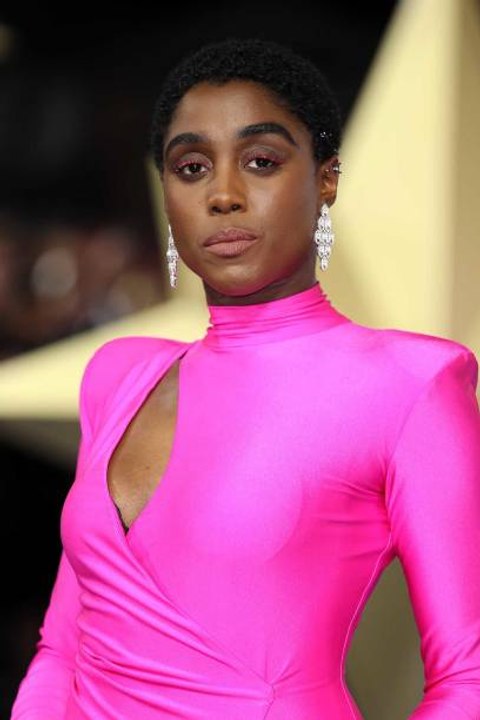 Eine afroamerikanische Frau wird den neuen 007 spielen