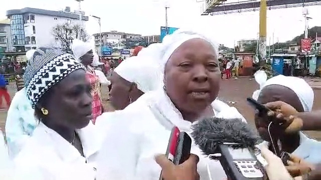 Tueries à Conakry: les femmes se mobilisent
