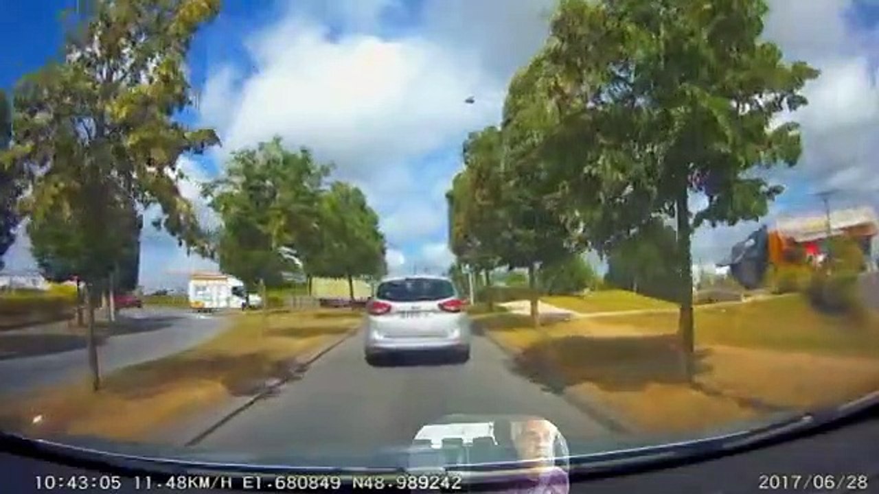 209. conduite S F, crois savoir se ''débrouille'r seul en conduite