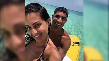 Hiba Abouk muestra bailando su embarazo