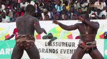 Revivez l'intégralité du combat Mbaye Tine Jr vs Mbaye Balla Gaye 2 l'une des meilleures affiches...