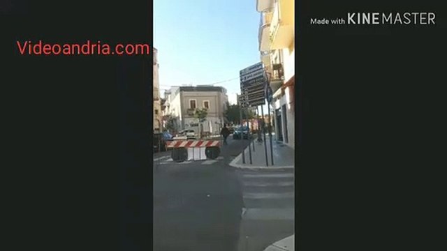 Crollo ad Andria: chiusa al traffico anche via Vittoria, sul posto militari e Polizia. Edifici sottoposti a sequestro