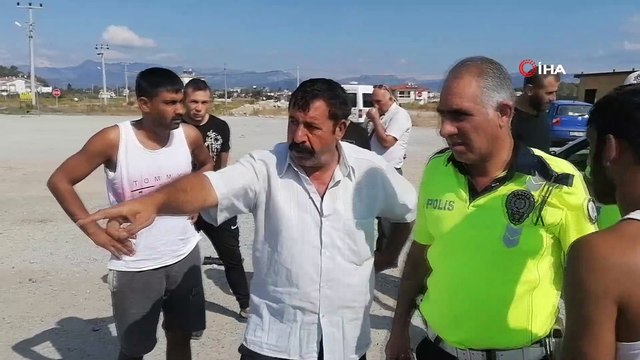 Tedavi istemeyip ambulansı gönderdiler, fenalaşınca giden ambulansı geri çağırdılar...Servis midibüsü ile minibüsün çarpıştığı kaza kamerada