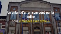 Un enfant d'un an convoqué par la police pour « menace avec arme »