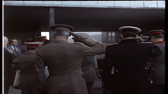 Franco debería estar acartonado pero se deberían distinguir sus rasgos