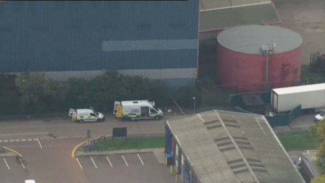 Encuentran 39 cadáveres en el interior de un camión en el Reino Unido