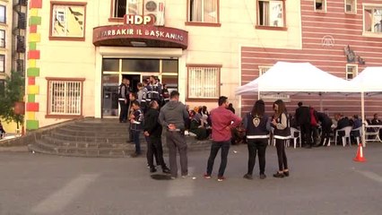 Diyarbakır annelerine destek ziyareti