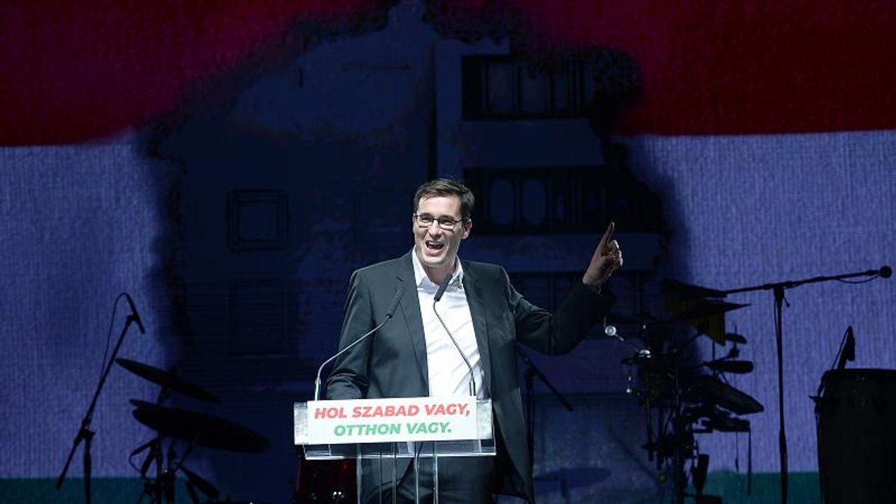 Orbán a Zeneakadémián, Karácsony több ezer ember előtt beszélt