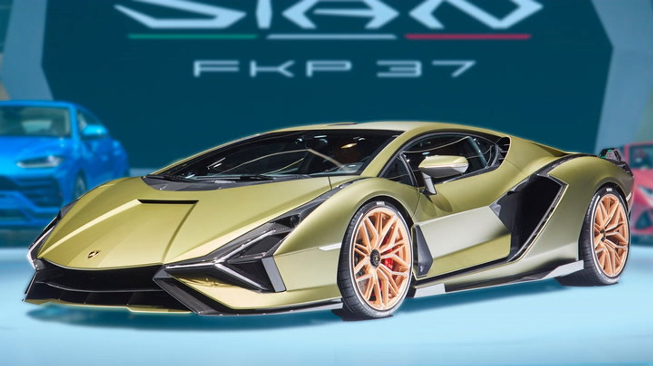 Why Lamborghini's new hybrid is bad for the environment