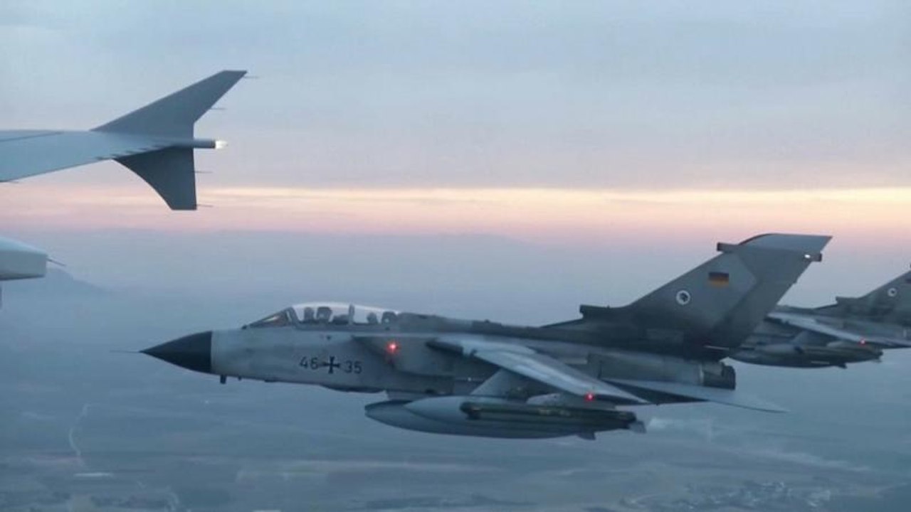 Die Abrechnung mit AKK: 'tölpelhaftes Vorgehen' und 'Egoshow'