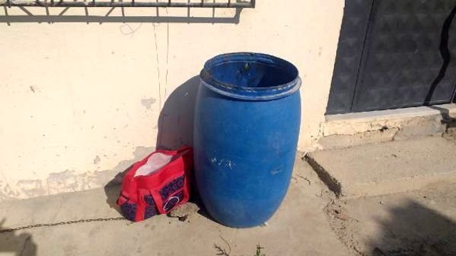 Yeni doğmuş bebeği, çöp kovasının yanına bıraktılar