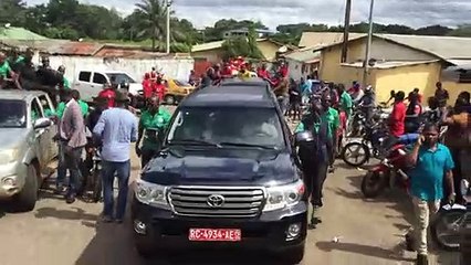 Départ  des leaders de l'opposition pour la marche contre un troisième mandat du Président