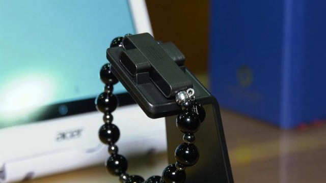 واتیکان از تسبیح هوشمند برای ترغیب جوانان به دعا رونمایی کرد