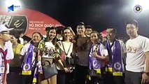 Đức Huy, HLV Chu Đình Nghiêm tình cảm bên người thân và CĐV trong ngày nhận Cúp vô địch | HANOI FC