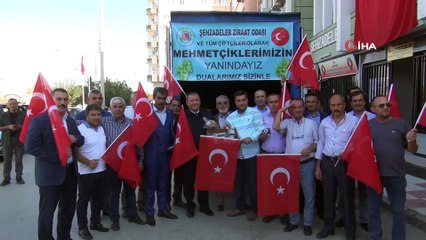 Manisalı çiftçilerden Mehmetçiğe enerji kaynağı kuru üzüm