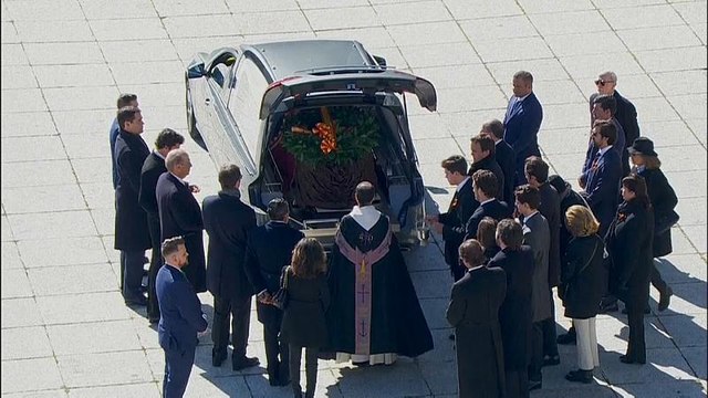 Restos mortais de Franco translados do Vale dos Caídos