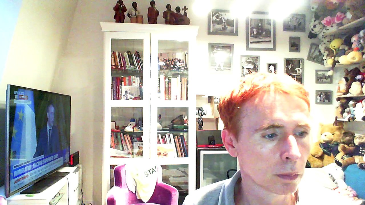 Wiwi égratigne "Jimmy"