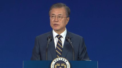 문 대통령 "군산형 일자리, 세계 전기차 시대의 주인공" / YTN