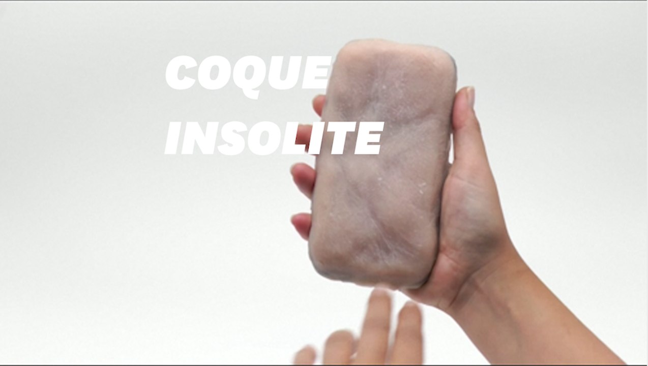 Cette coque pour smartphone en peau artificielle très réaliste est perturbante