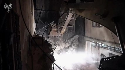 للمرة الخامسة.. قوات الاحتلال الإسرائيلي تهدم منزل عائلة أم ناصر