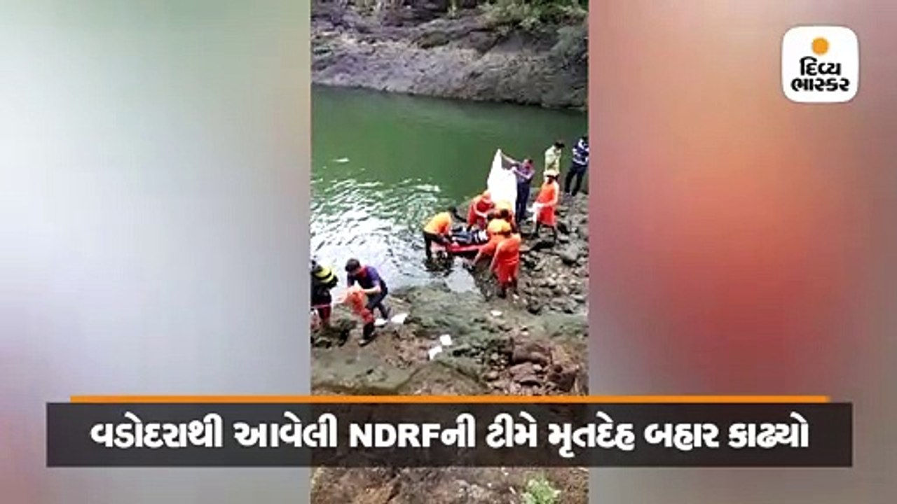 સ્ટેચ્યૂ ઓફ યુનિટી નજીકના રિવર રાફટિંગ પાસે પાણ...