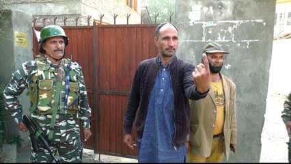 India hold local vote in Kashmir despite lockdown, boycott