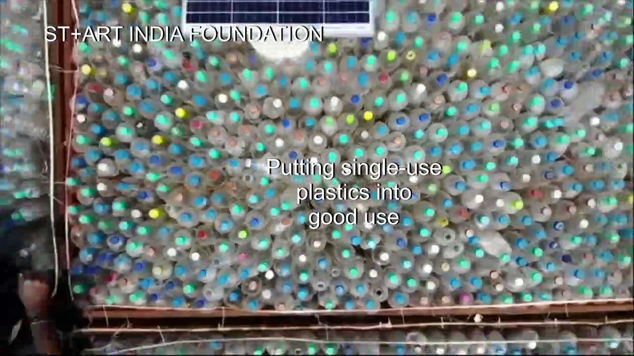 Giant question mark highlights Indian plastic pollution