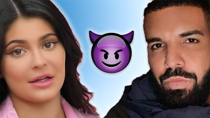 Descargar video: Kylie Jenner Caught Flirting With Drake Amid Travis Scott Break Up Claims New Report