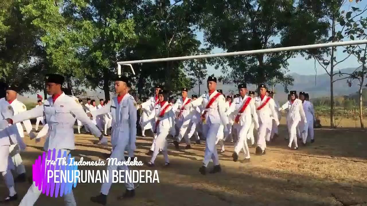 Upacara Penurunan Bendera