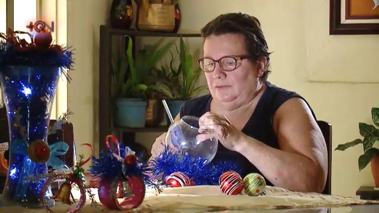 mqn-Supera la depresión haciendo artículos navideños-241019